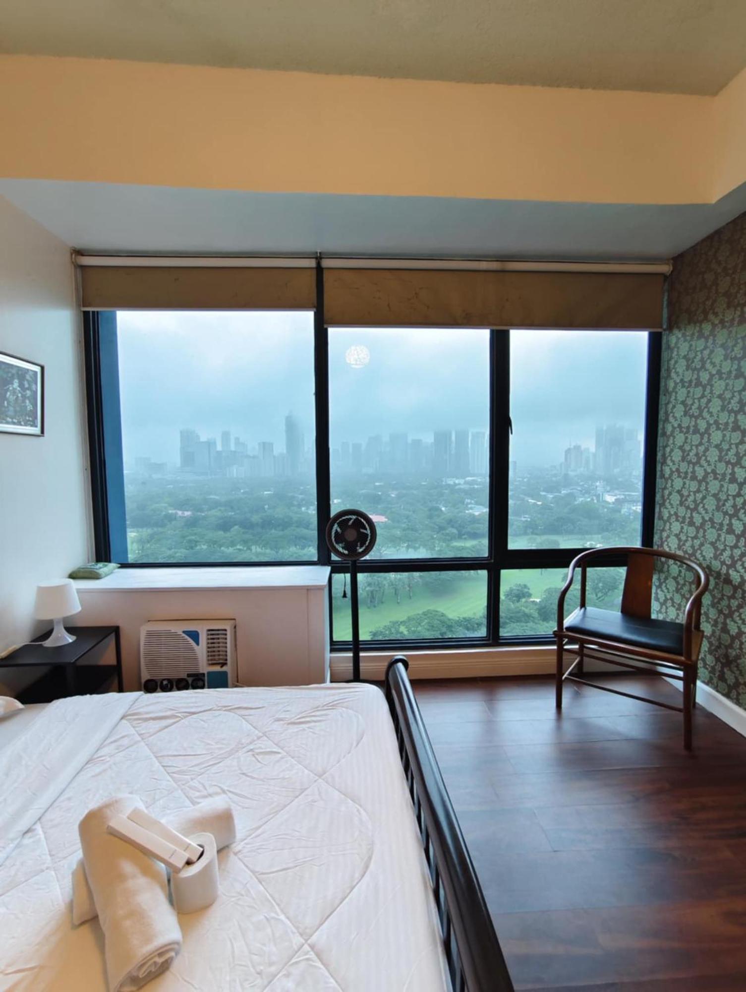 Bellagio One Bedrroom Bgc Burgos Circle By Christine Suites Ph Taguig Exteriör bild
